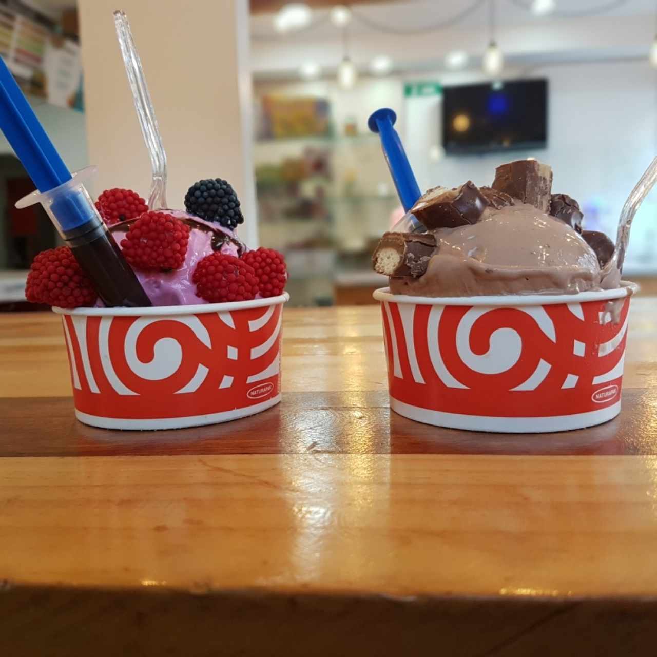 frutos rojos y choco roche