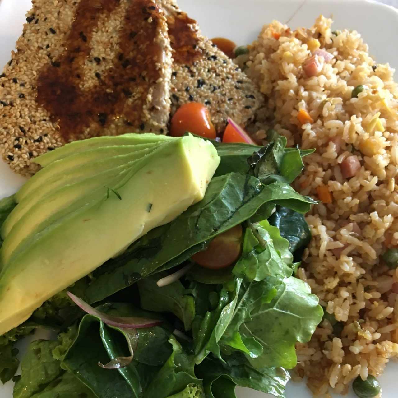 salmon en costra de ajonjoli