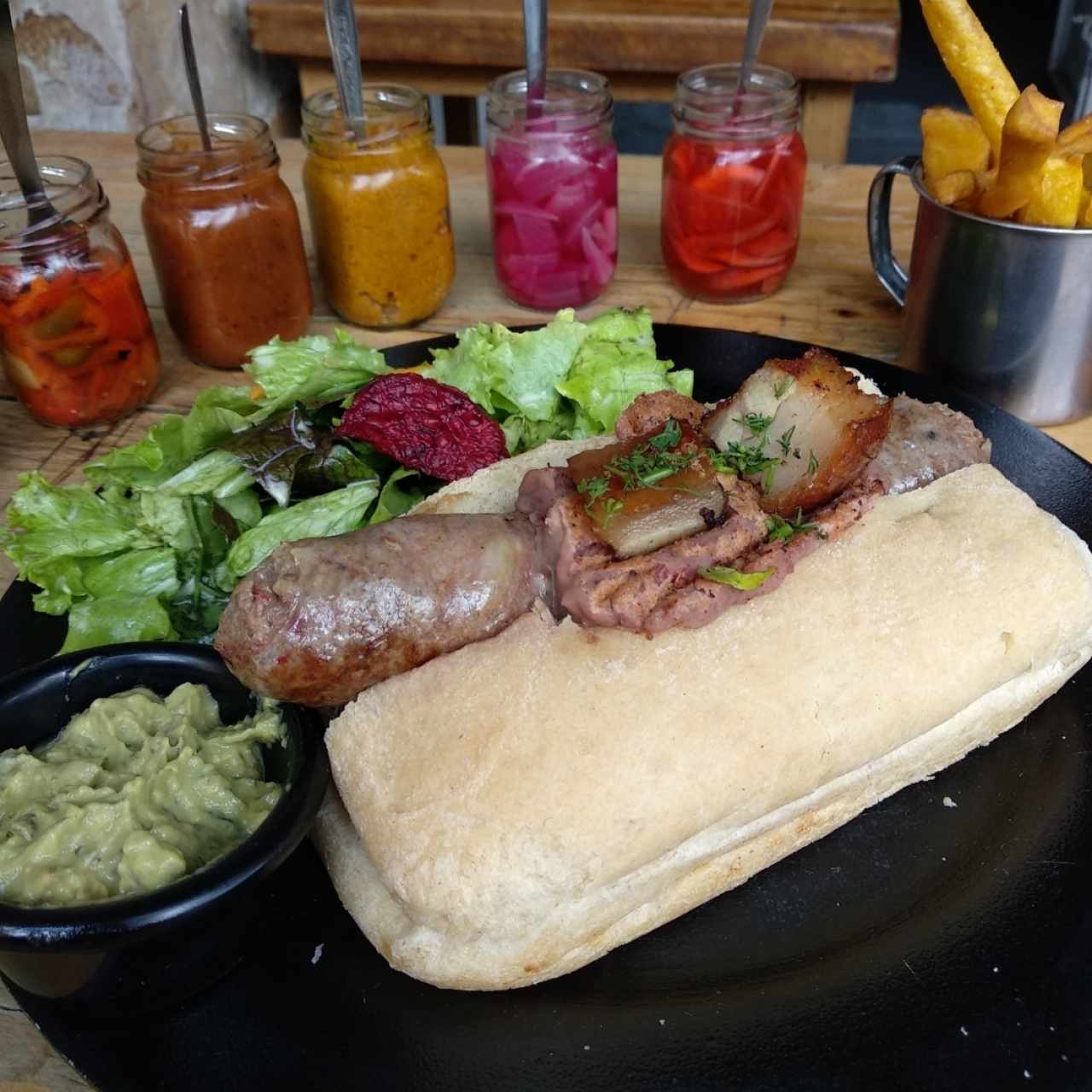 de temporada septiembre chicharon y frijol