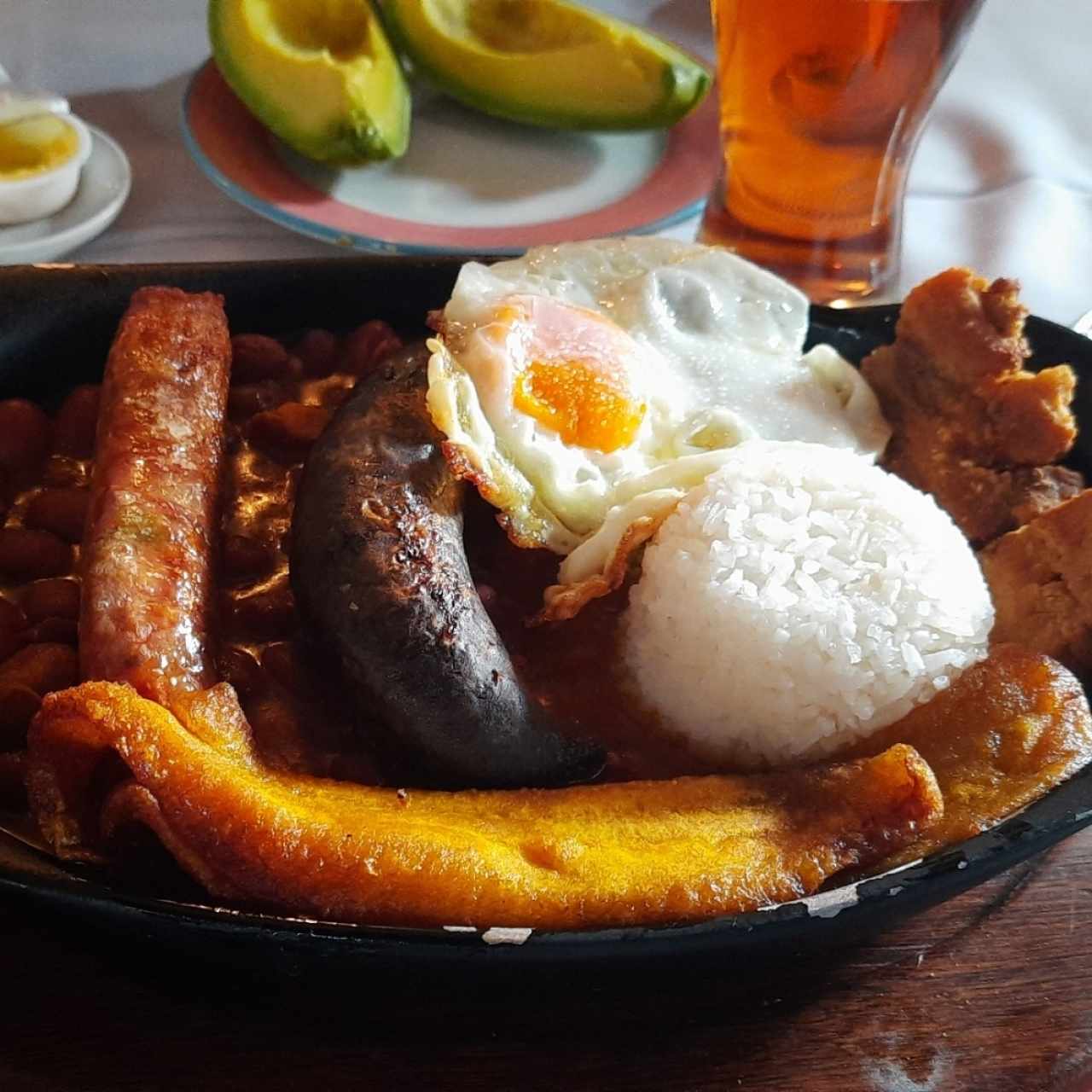 BANDEJA PAISA 