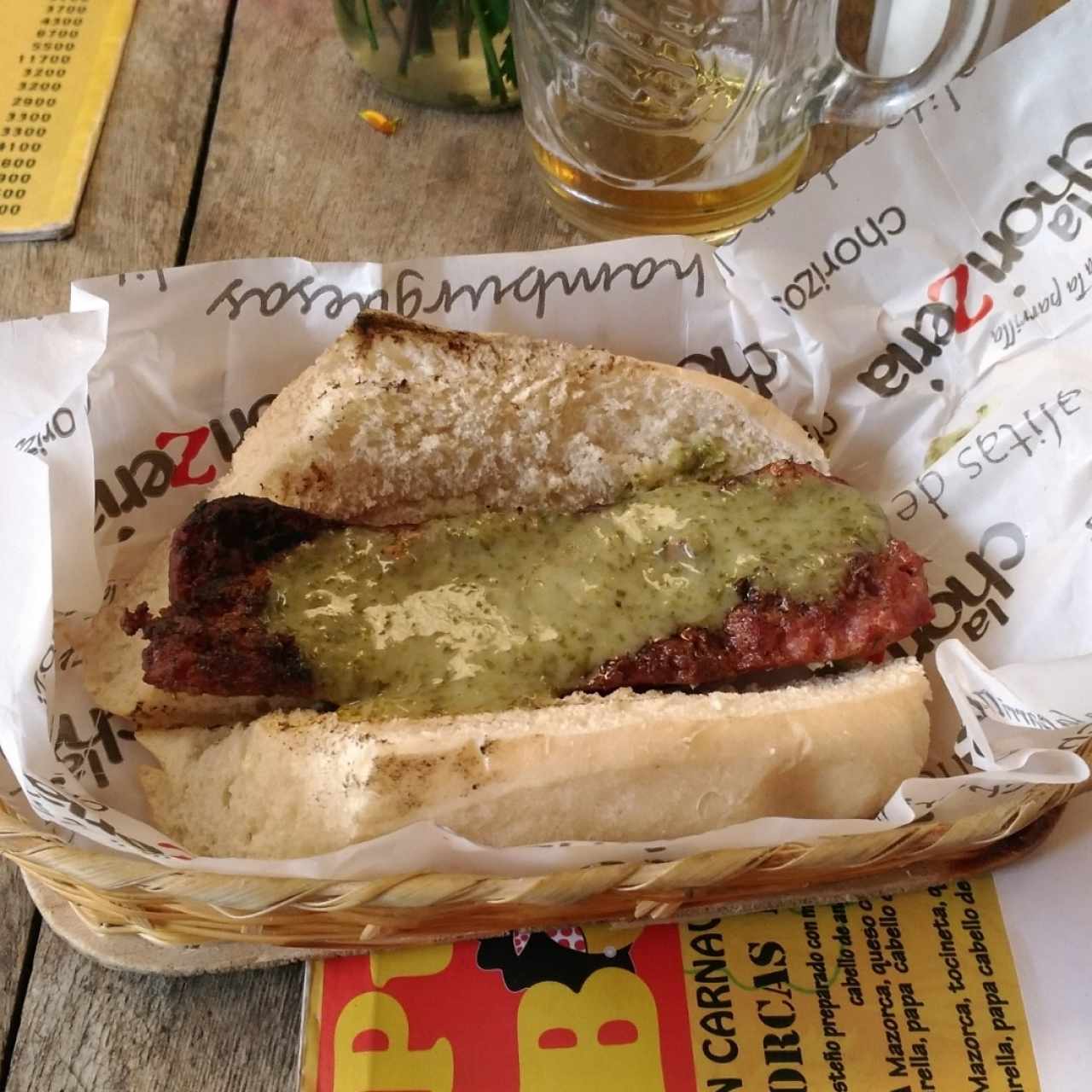 Porteño, chorizo argentino con chimichurri