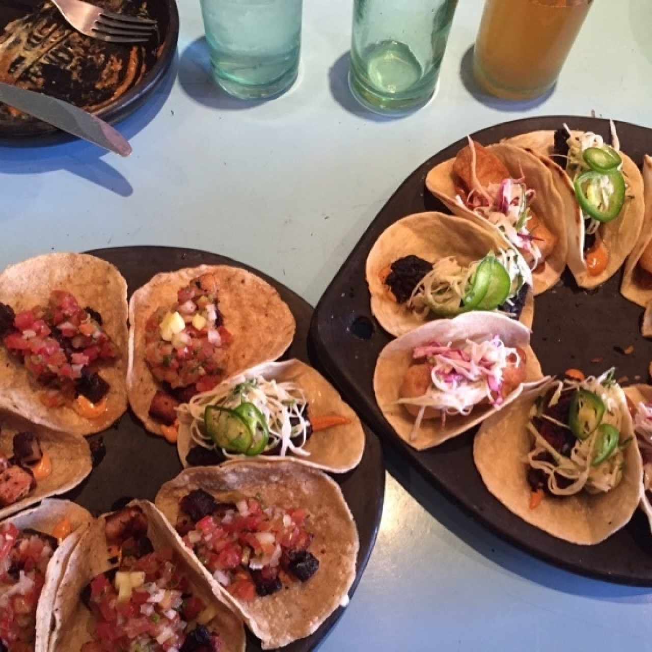 Tacos al pastor, morrillo y pescado