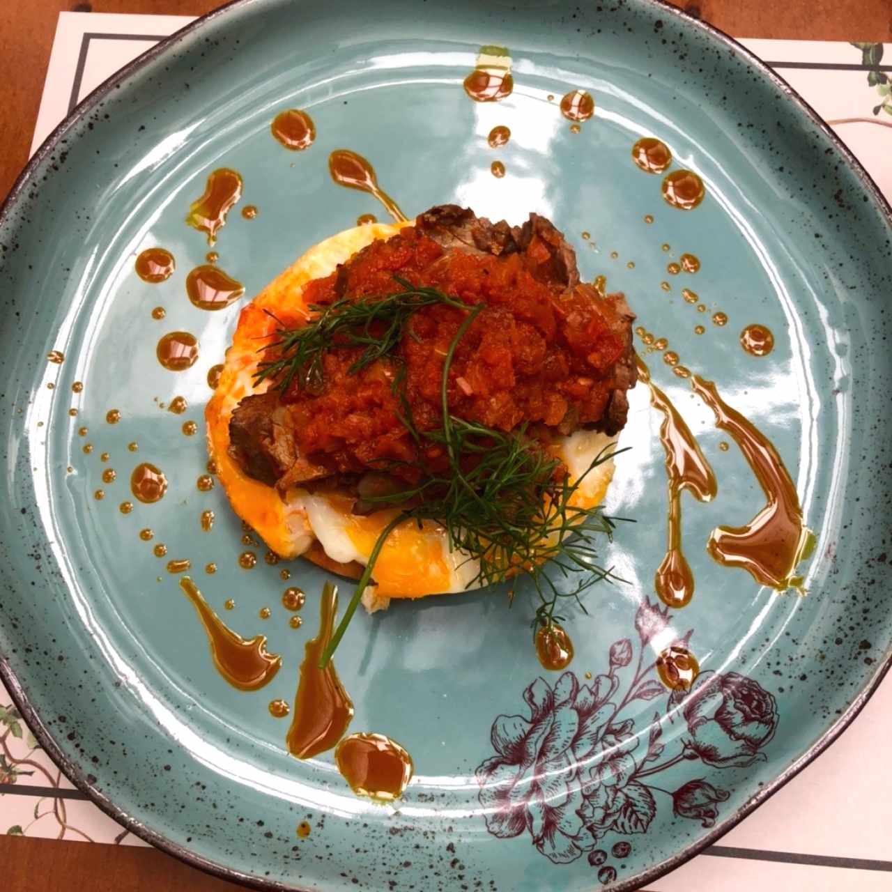 arepa huevo y carne 
