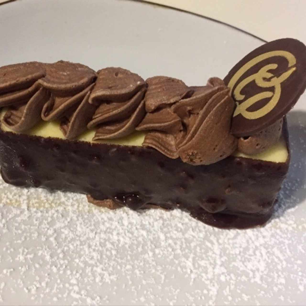 Mousse de Chocolate con Maracuyá