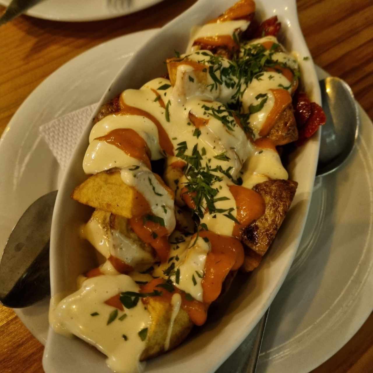 Patatas bravas