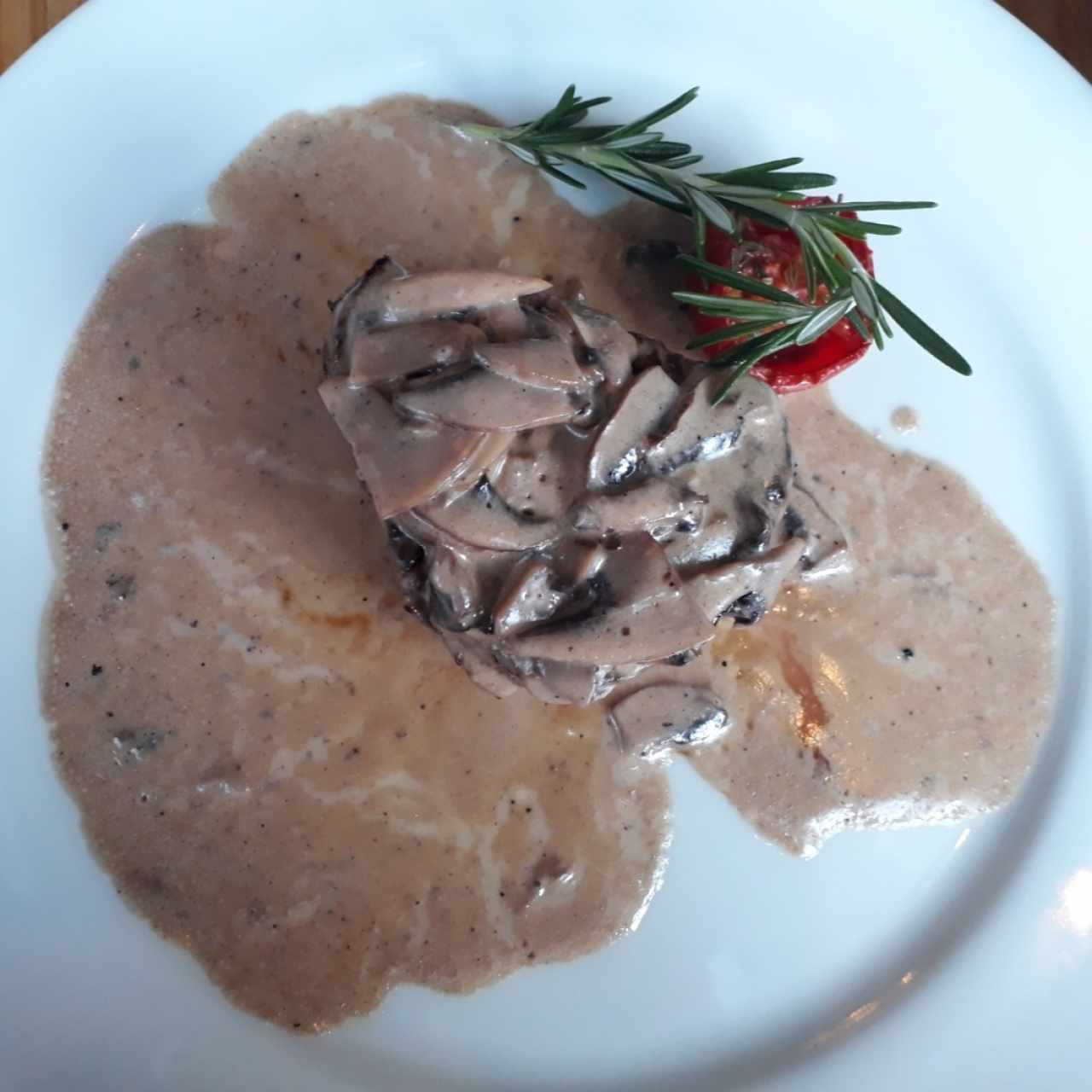 Lomo con Salsa de champiñon