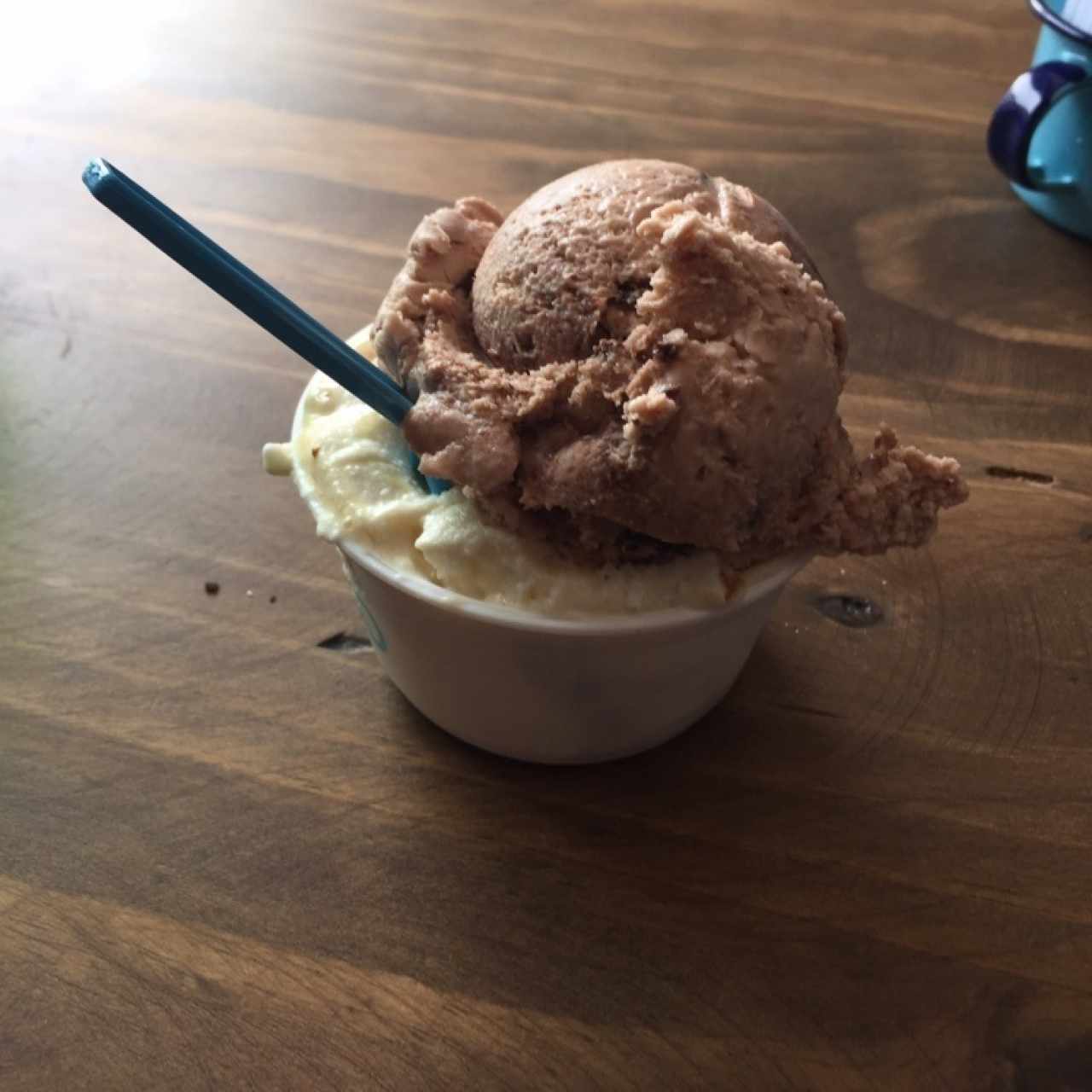 Helado de huevo kinder y de jengibre y miel