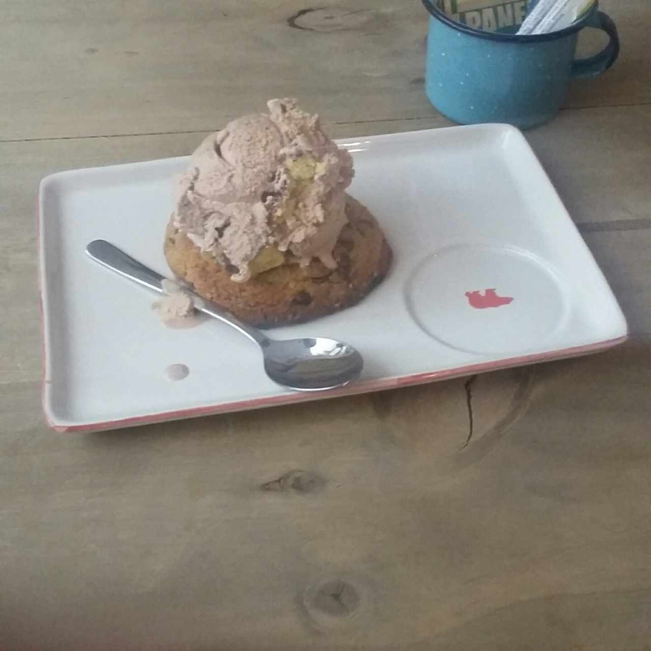 galleta con helado de chocorramo 