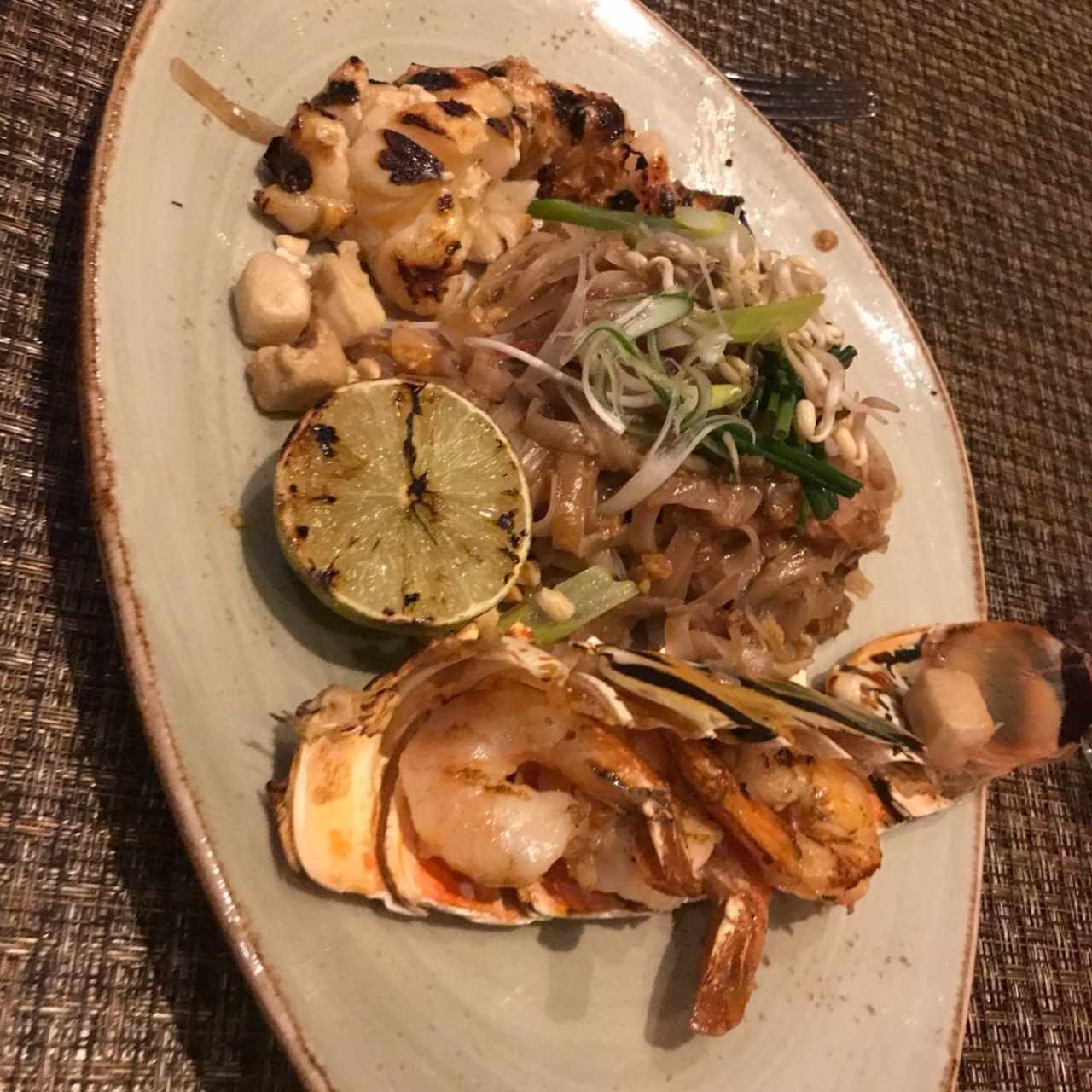 Pad thai de langostinos