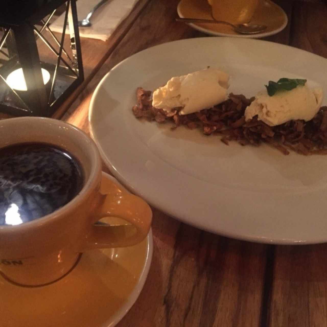 Chancacas de Nariño y helado de vainilla