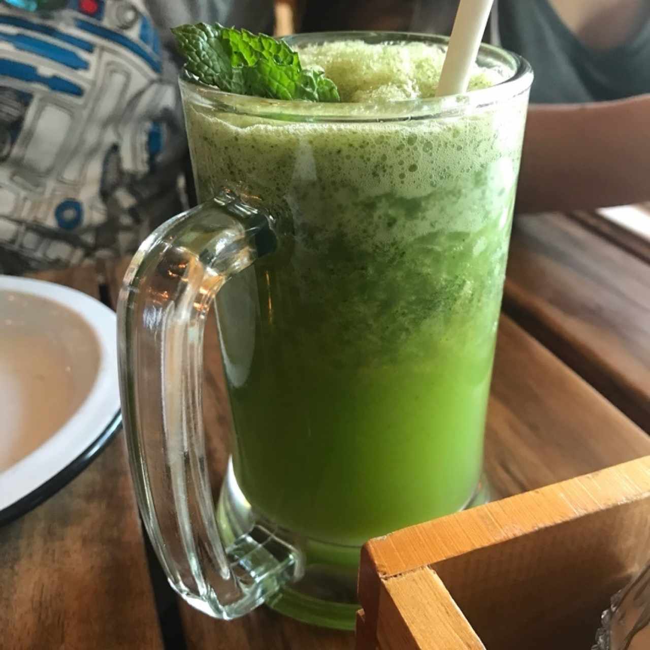 Limonada de hierbabuena