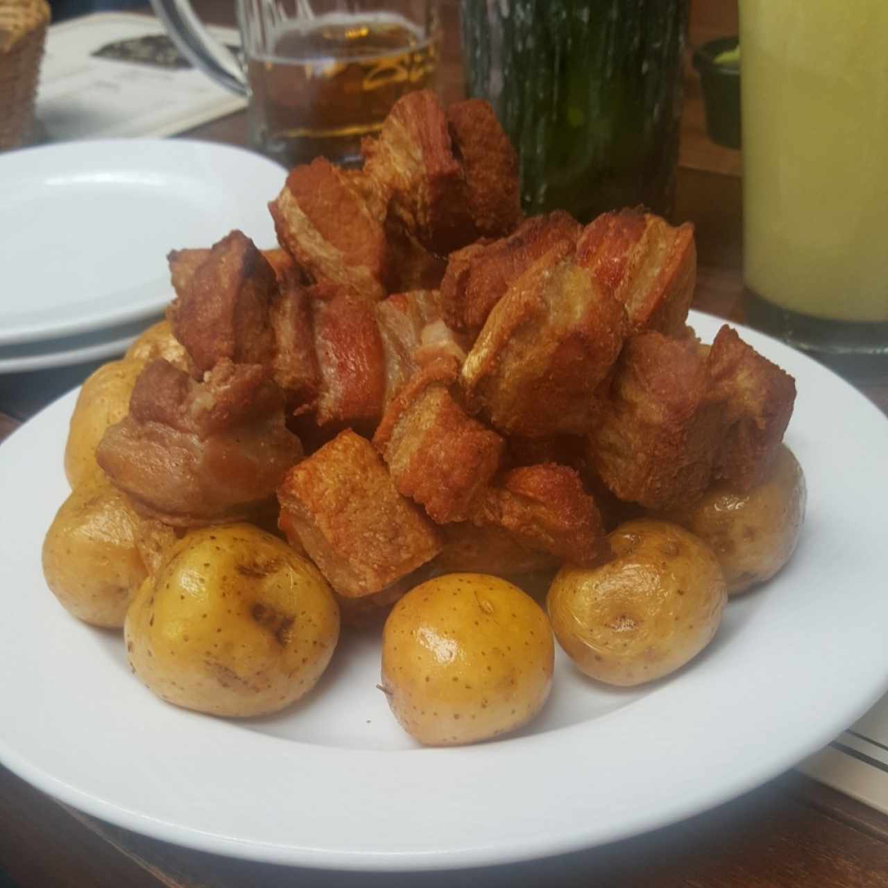 entrada de chicharrones