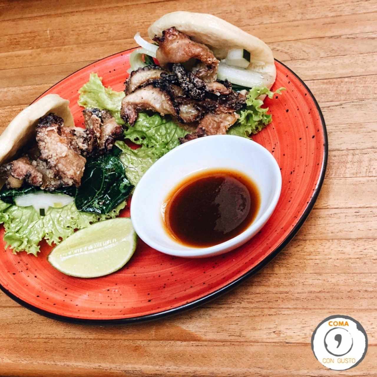 Bao de pulpo crocante
