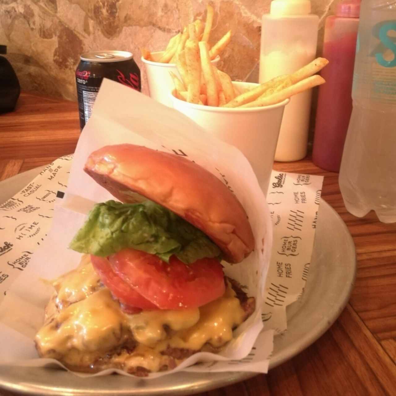 burger doble con todo y papitas