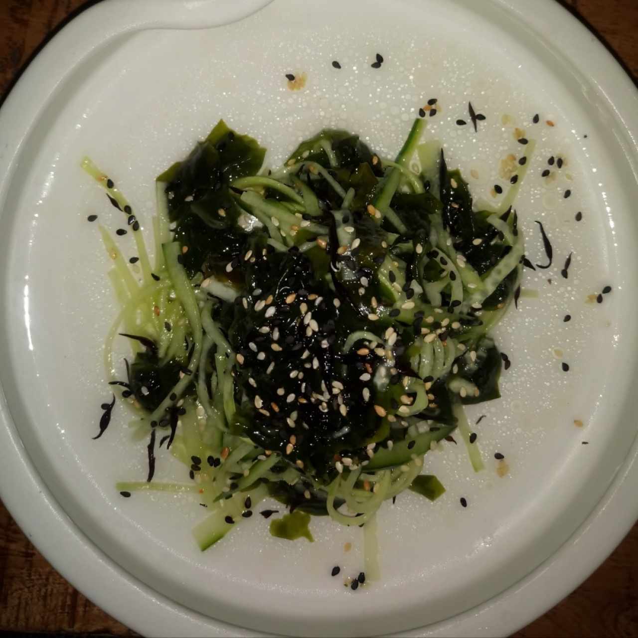 Seaweed salad (no está en la carta, pero se pide) 