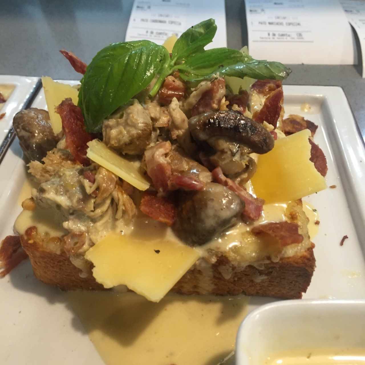 Pato Carbonara