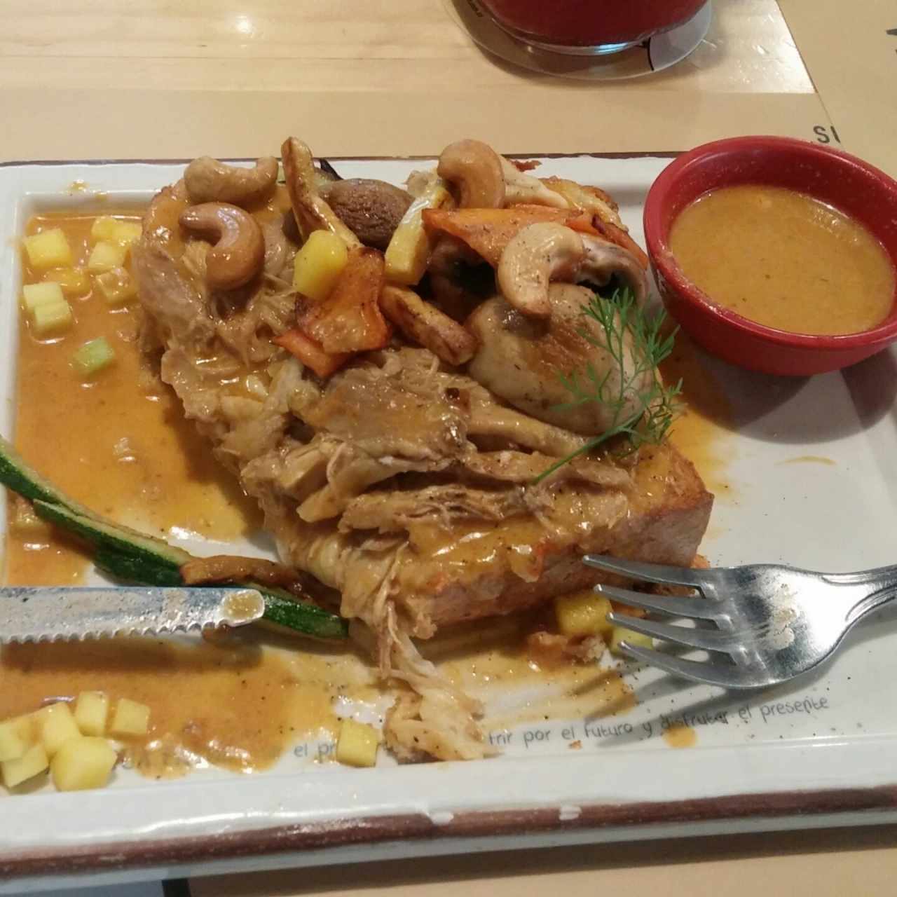 pato pollo thai