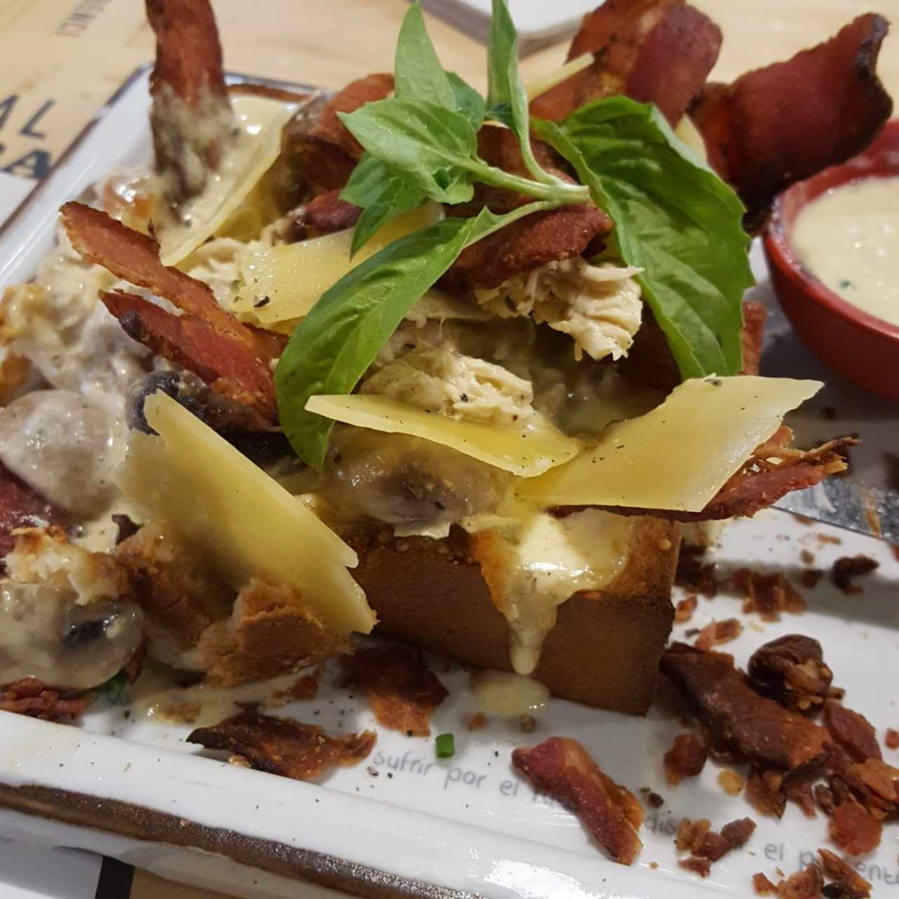 Pato carbonara