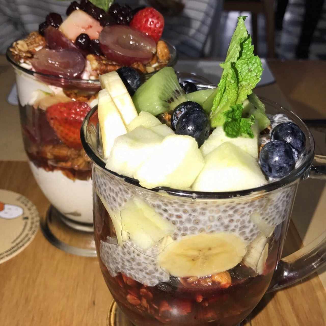 Parfait de frutos rojos y Acai