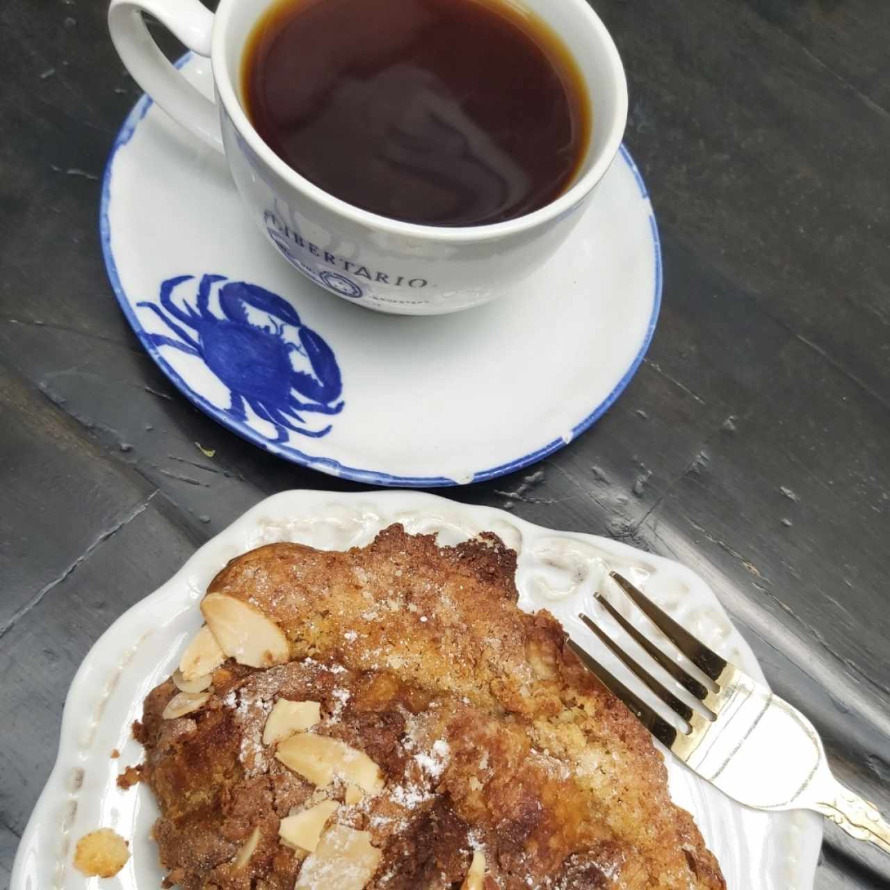 café rock bourbon rojo