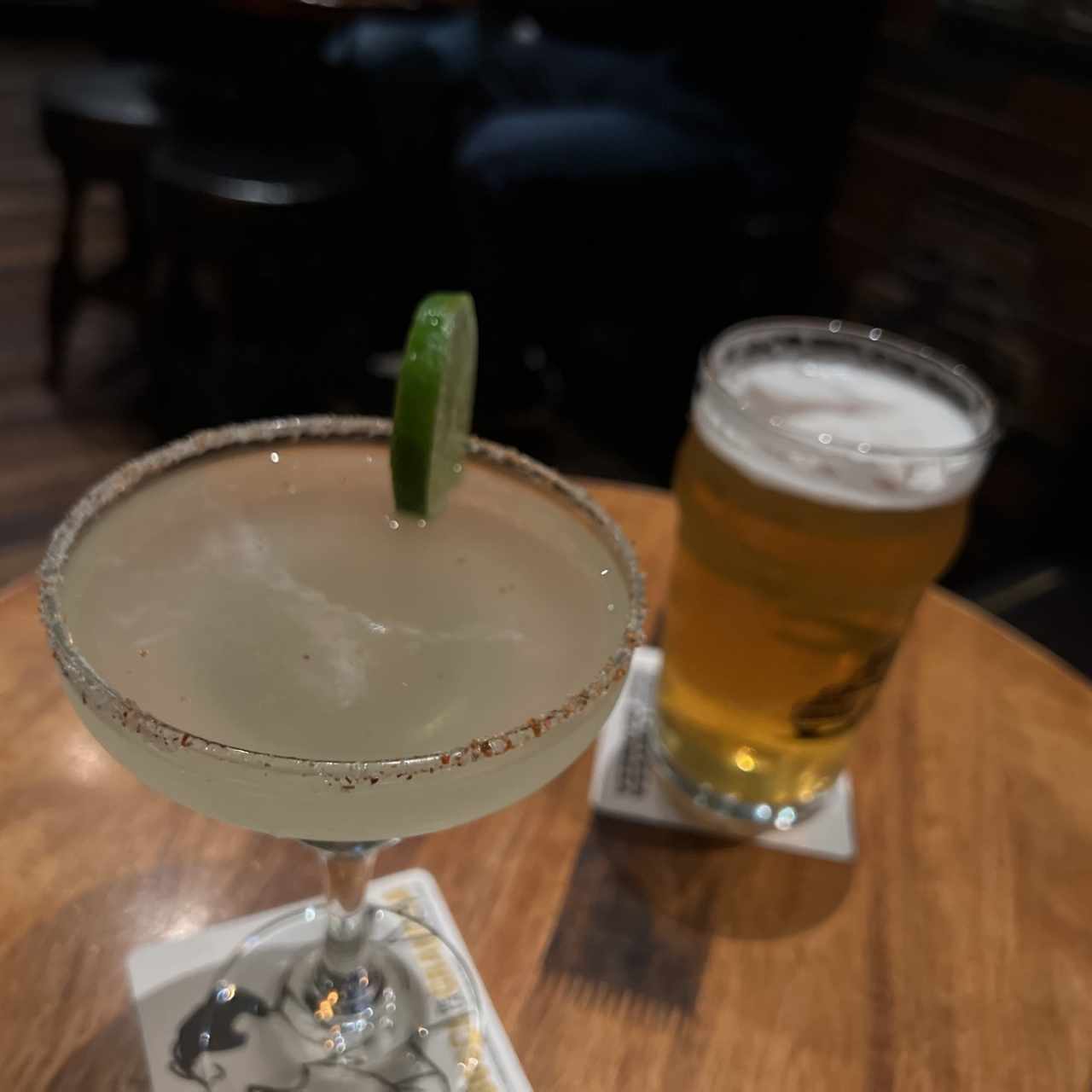 Margarita y cerveza Cajica