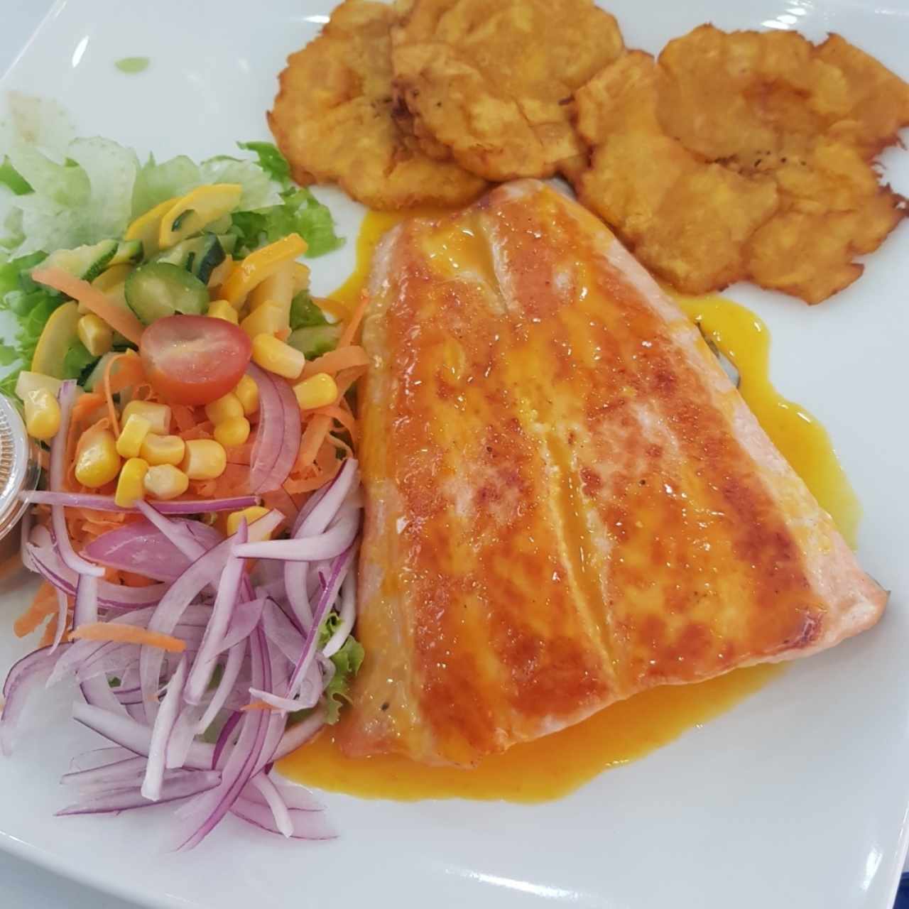 salmón en salsa de Maracuya 