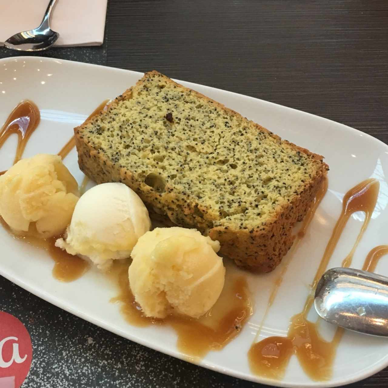 torta de naranja con amapola
