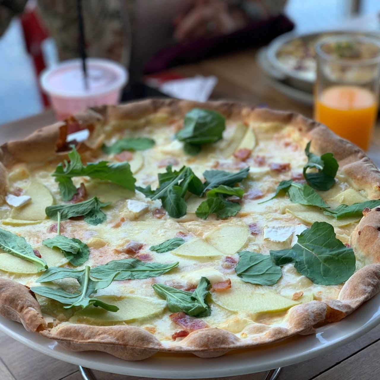 Pizza Manzana y brie
