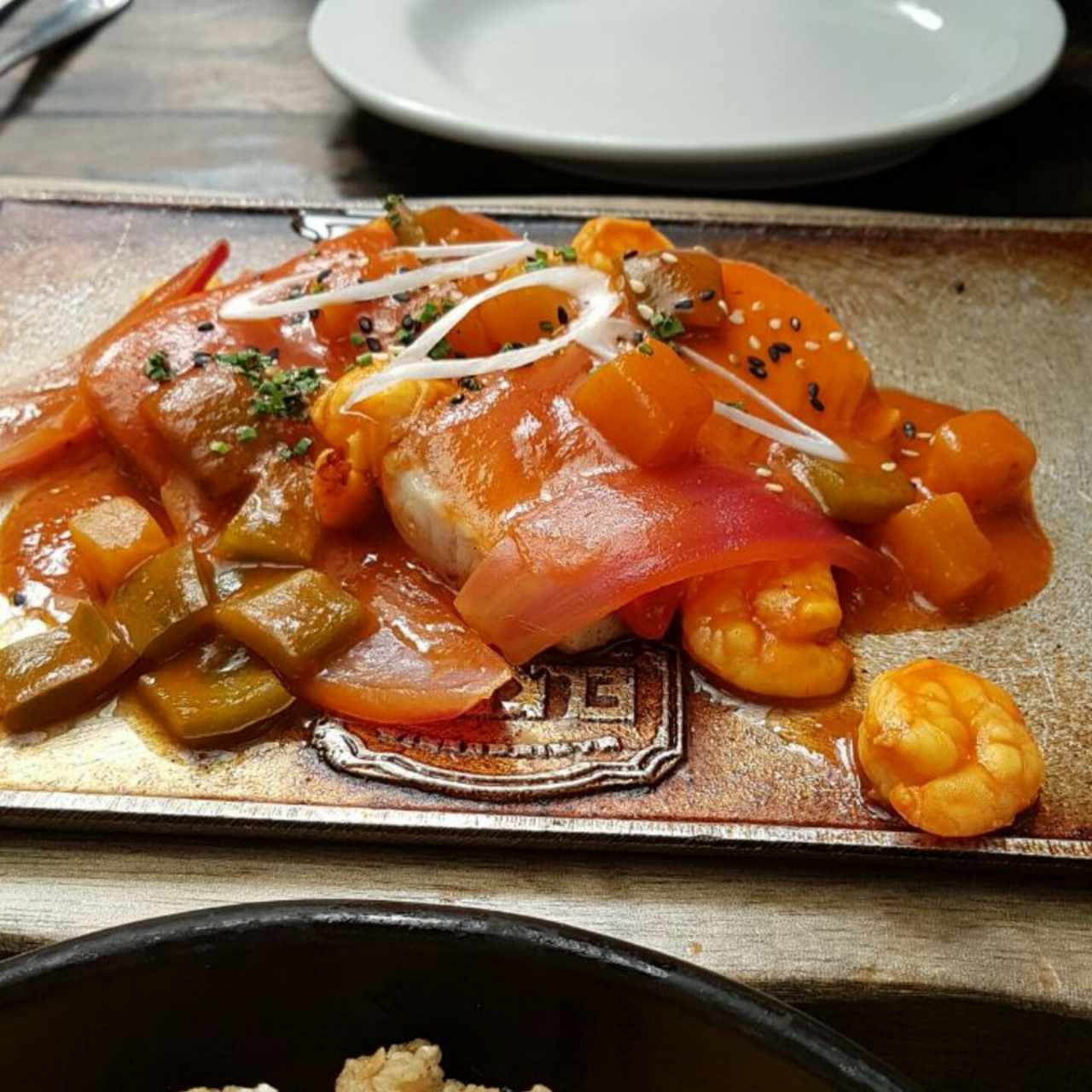 pescado estilo nikkei
