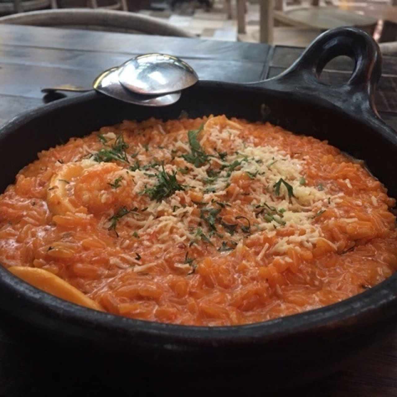 Arroz caldoso de Mariscos y Calamares