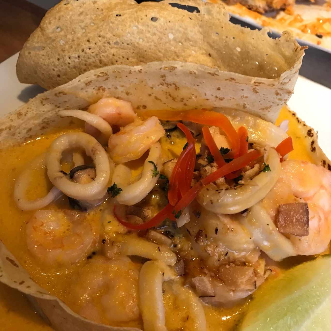 frutos del mar y coco