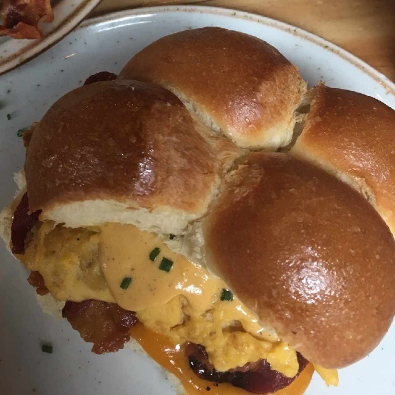 bacon egg sandwich
