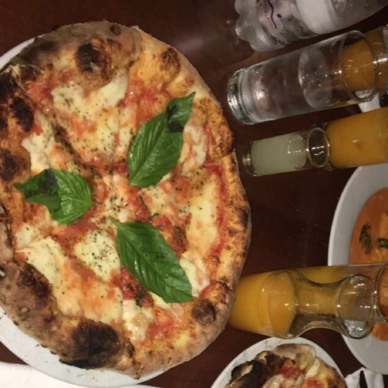 Pizza margarita sin anchoas