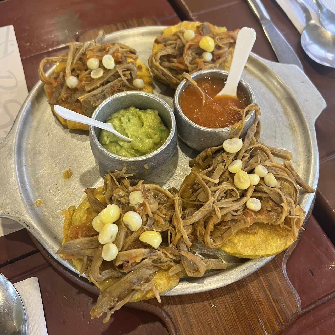 Patacones con Ropa Vieja - Entrada