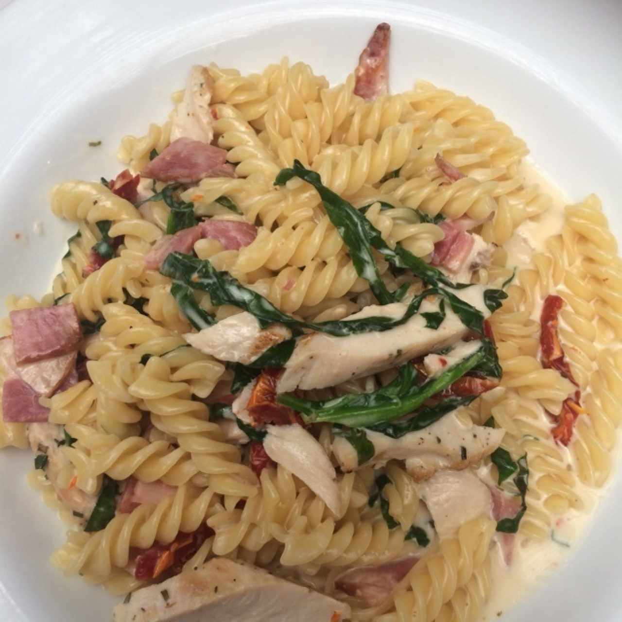 Pollo tocineta