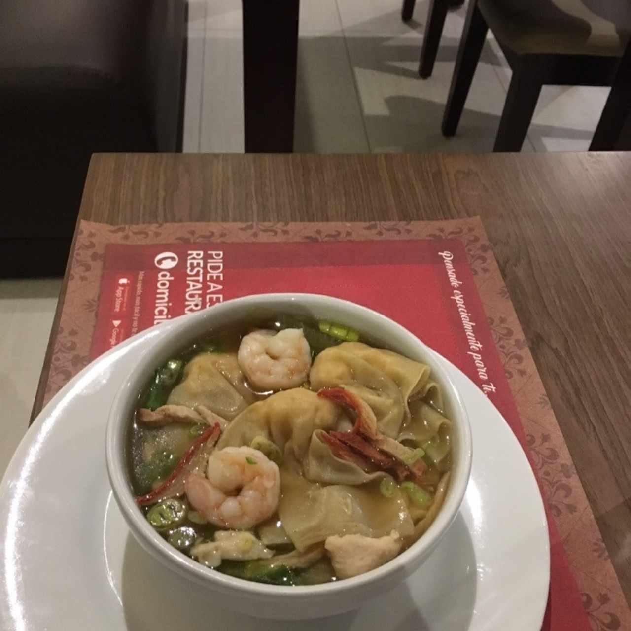 sopa wonton