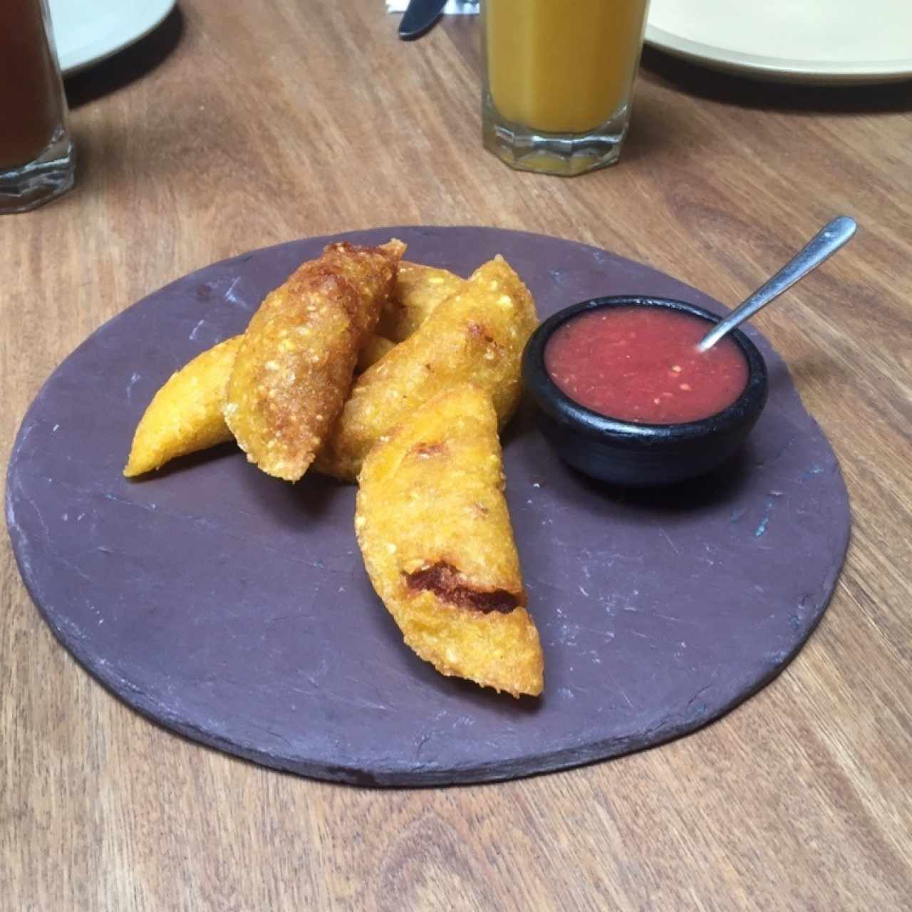 Empanadas con ají chirere