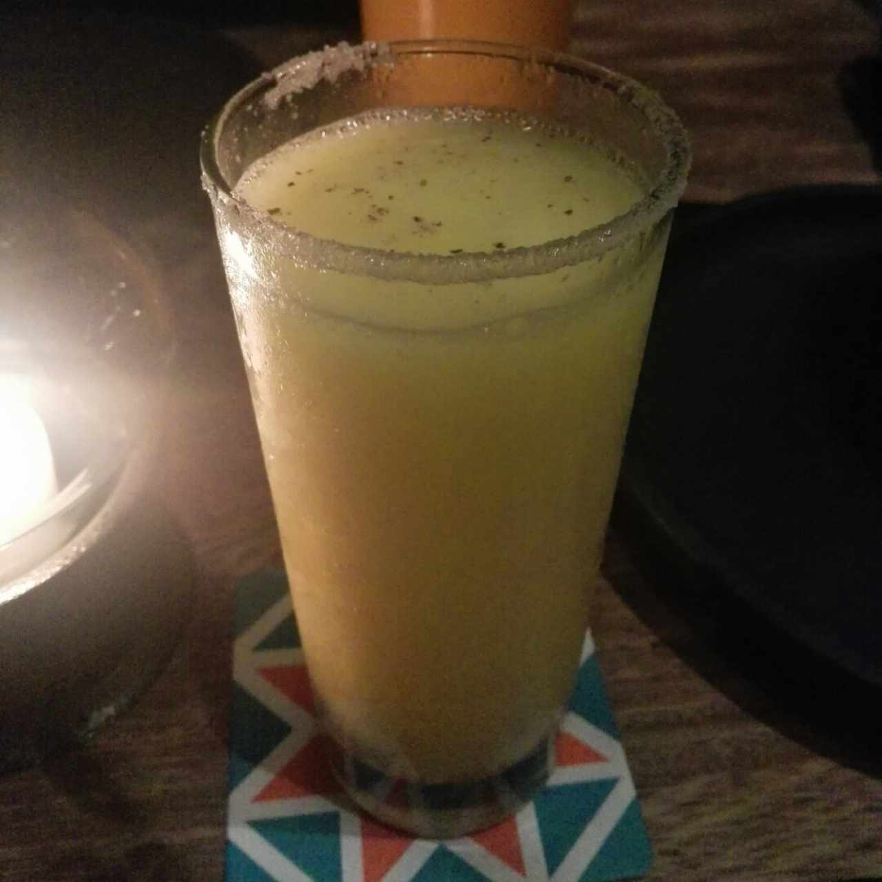 Jugo de mango biche