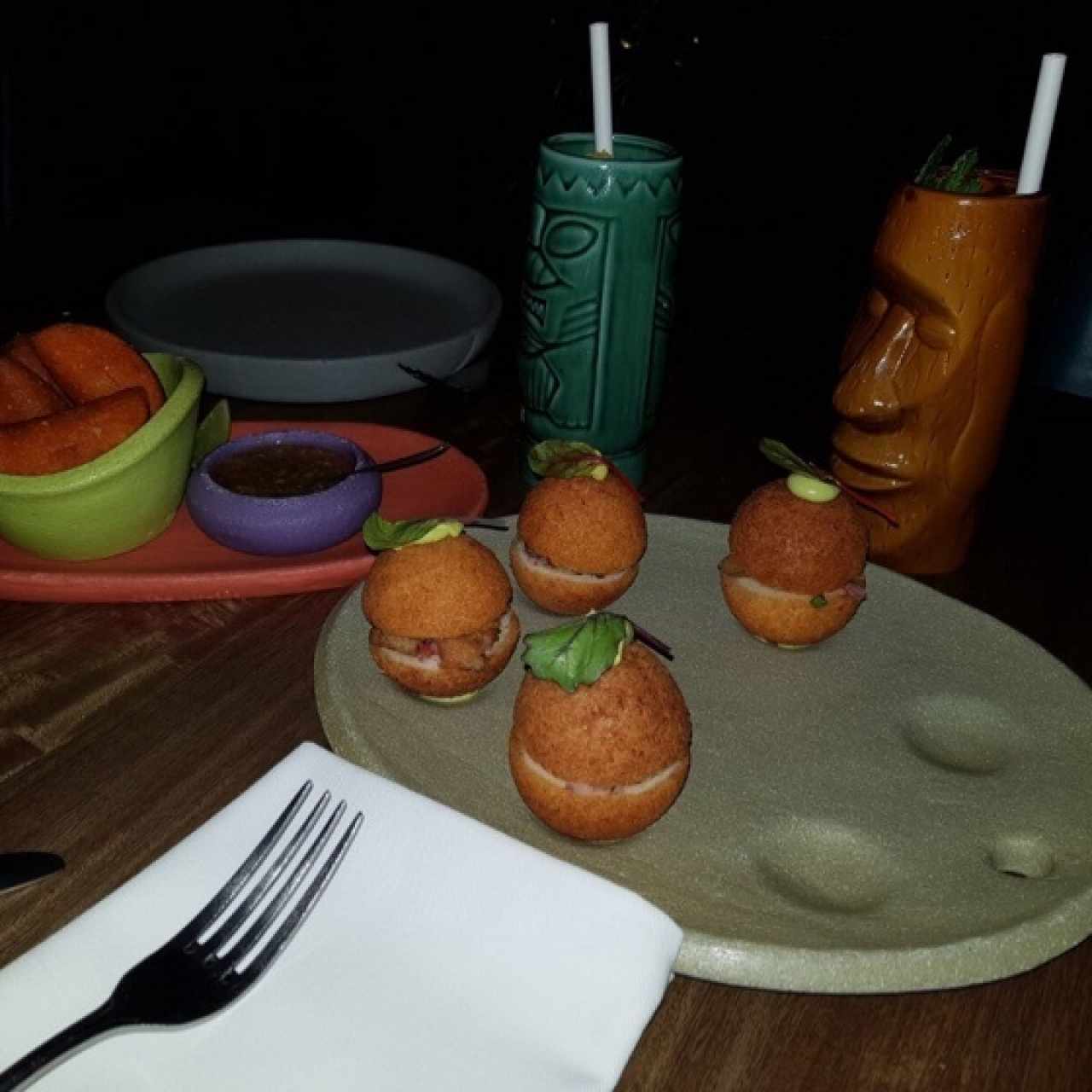 buñuelos de ceviche de chicharron