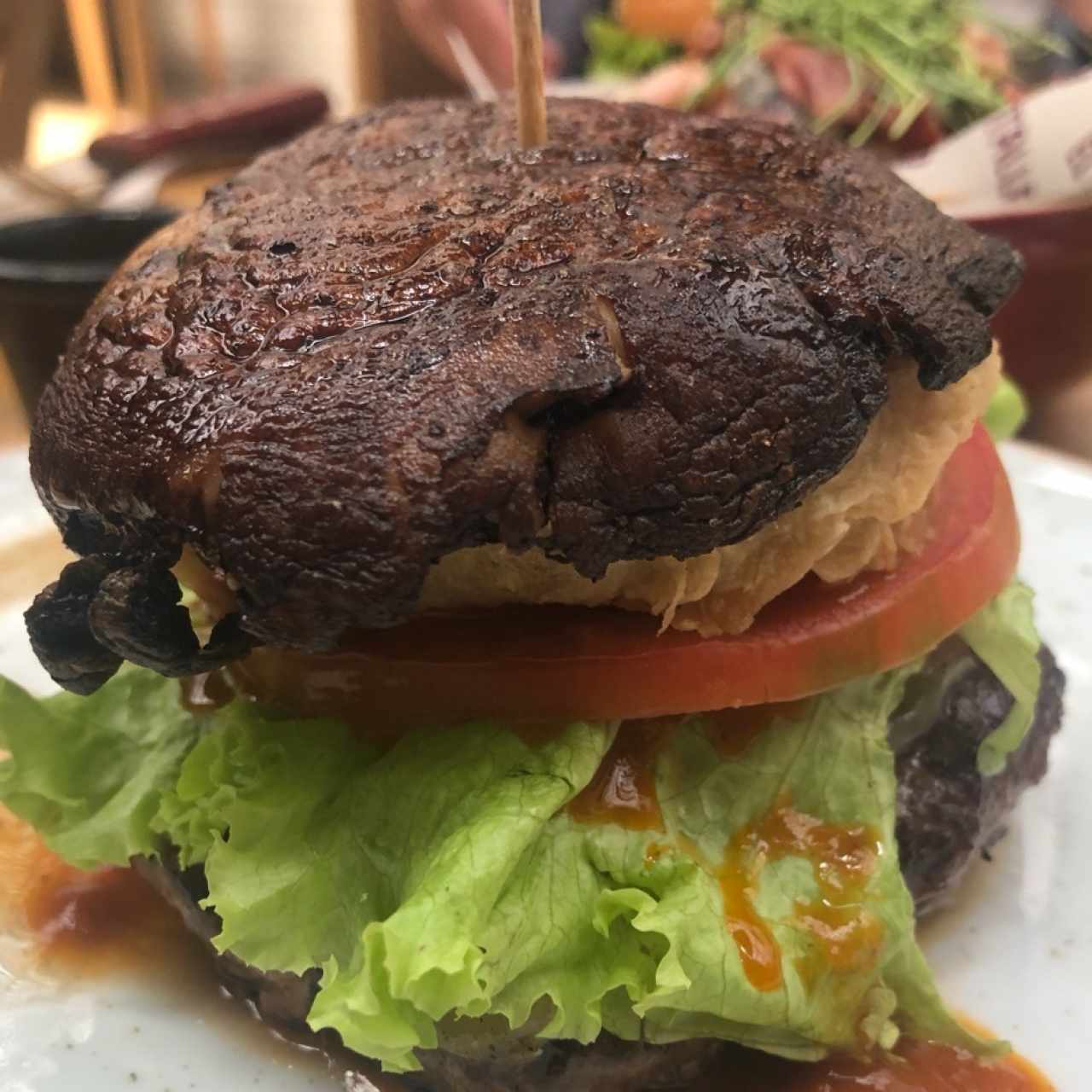 corteza ahumada con tapas de portobello