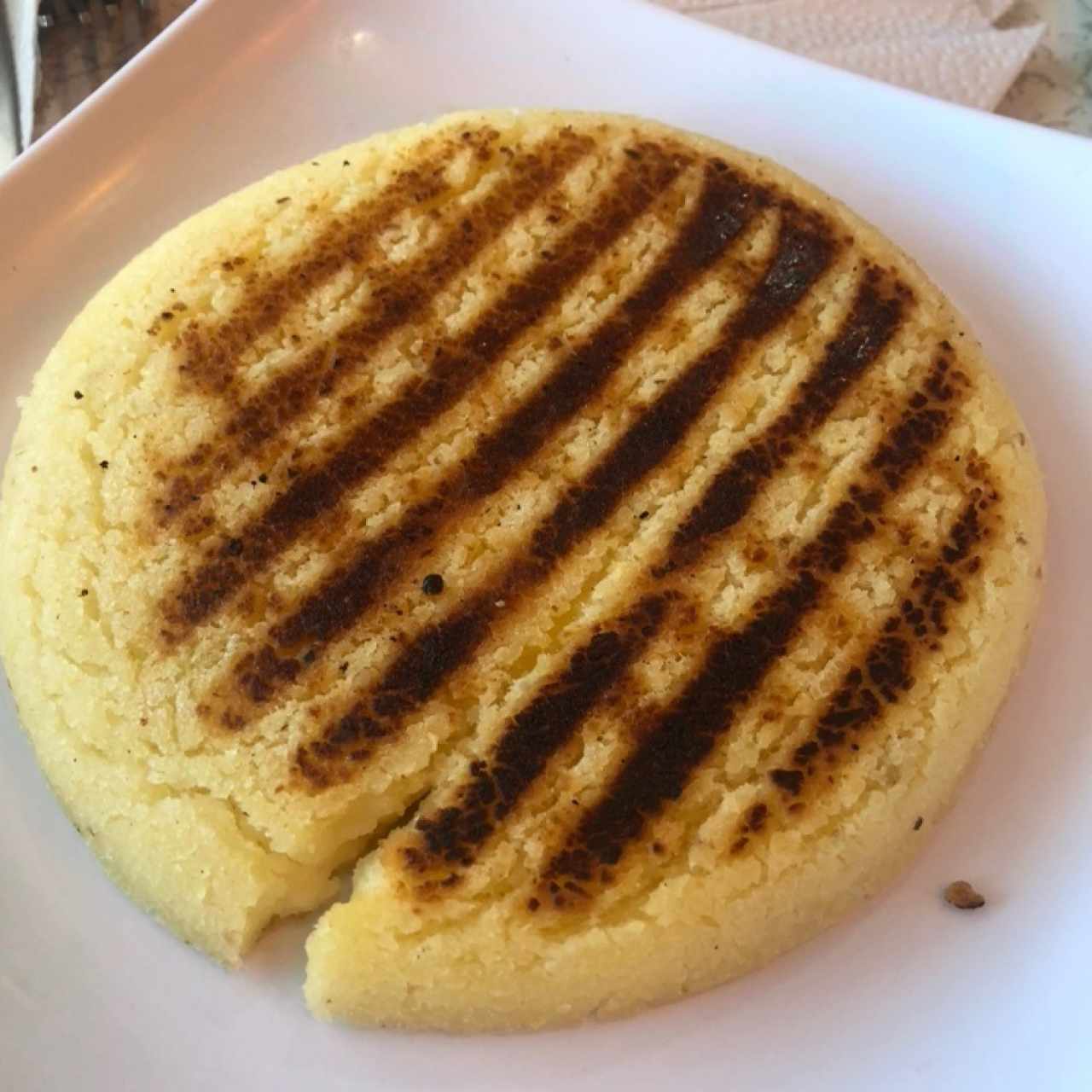Arepa con queso 
