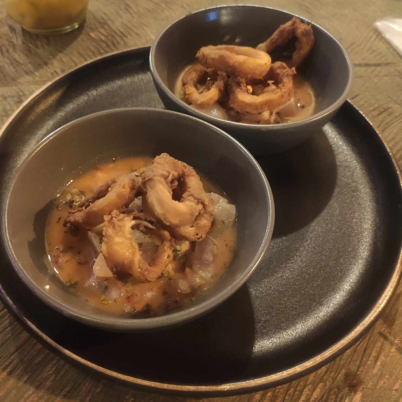 Ceviche dos texturas (lo partieron en dos para  compartir)