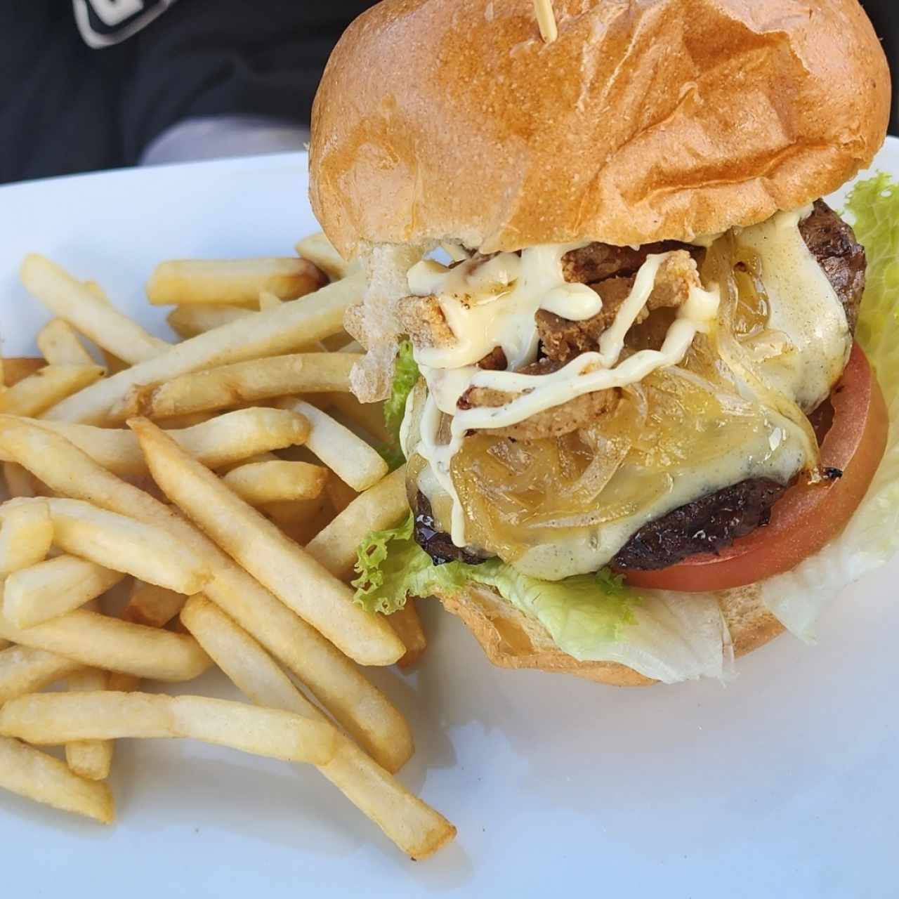Chicharrón burger