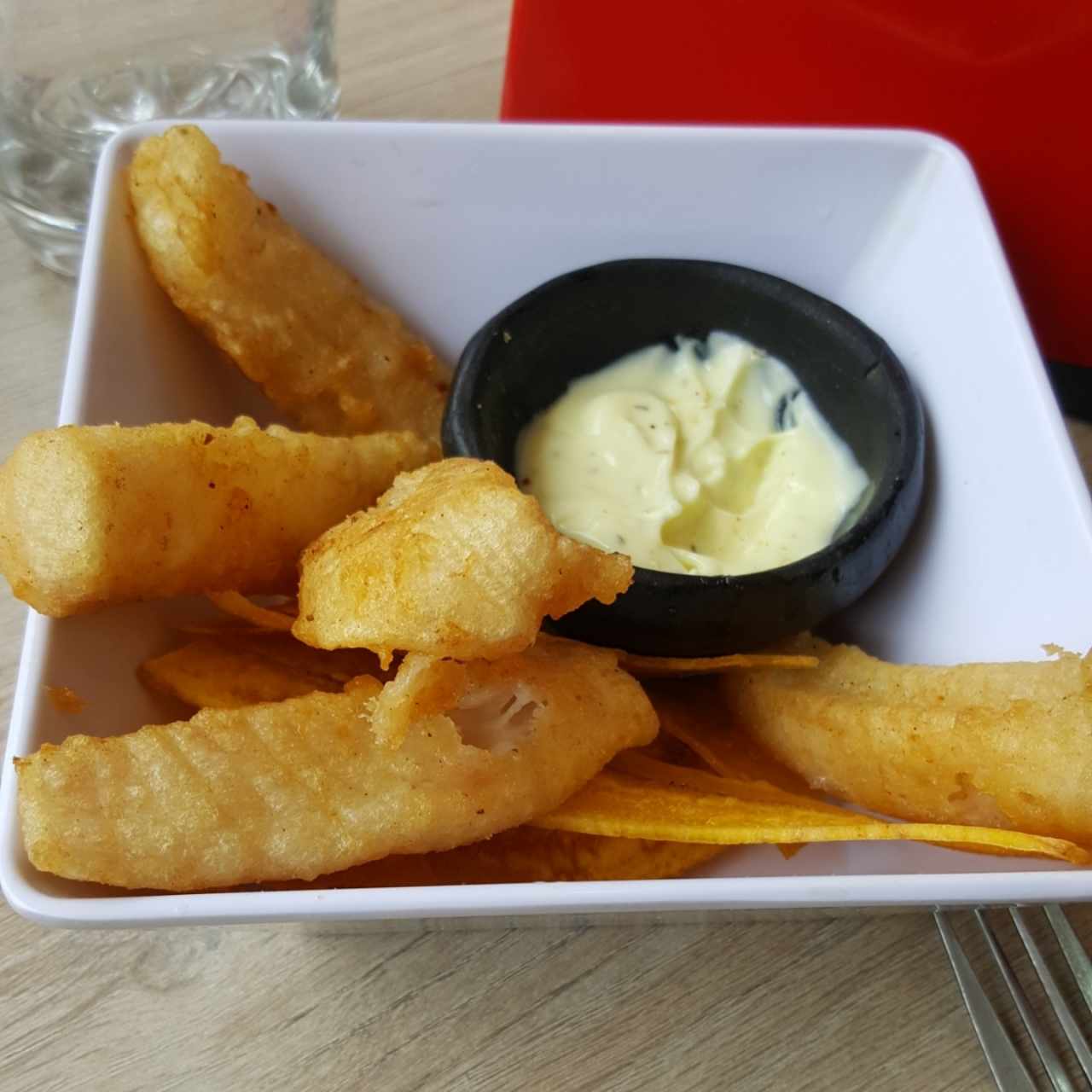 chicharrones de pescado