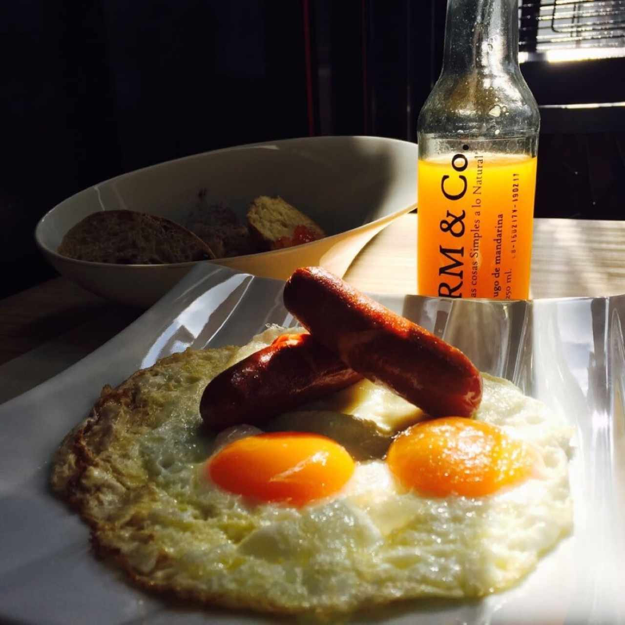 Huevos con Salchicha de Queso