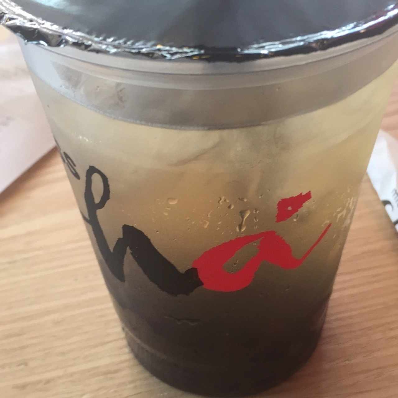 bubble tea de lychee con perlas de tapioca 