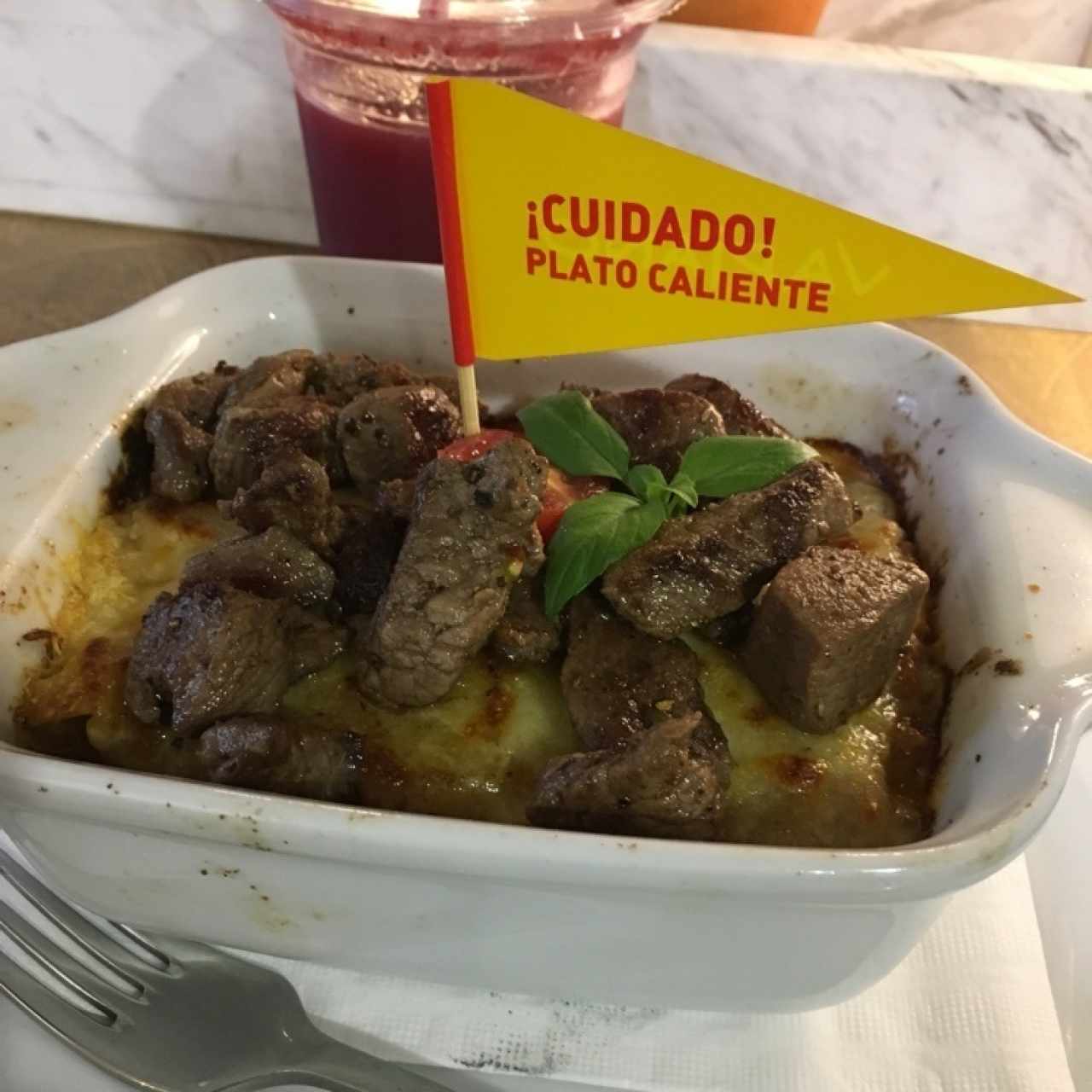 Lasagna bolognesa con adición de carne
