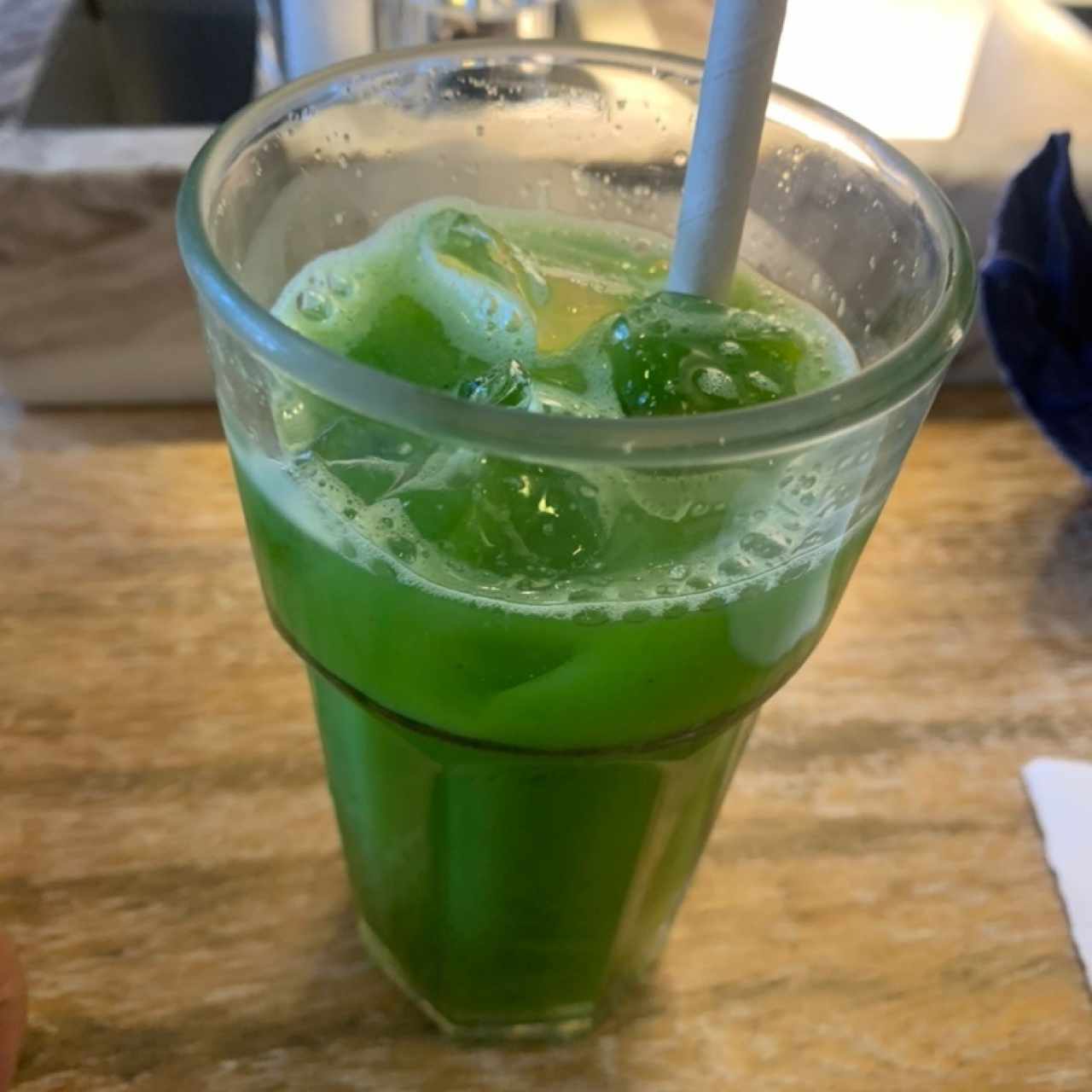 Limonada yerbabuena 