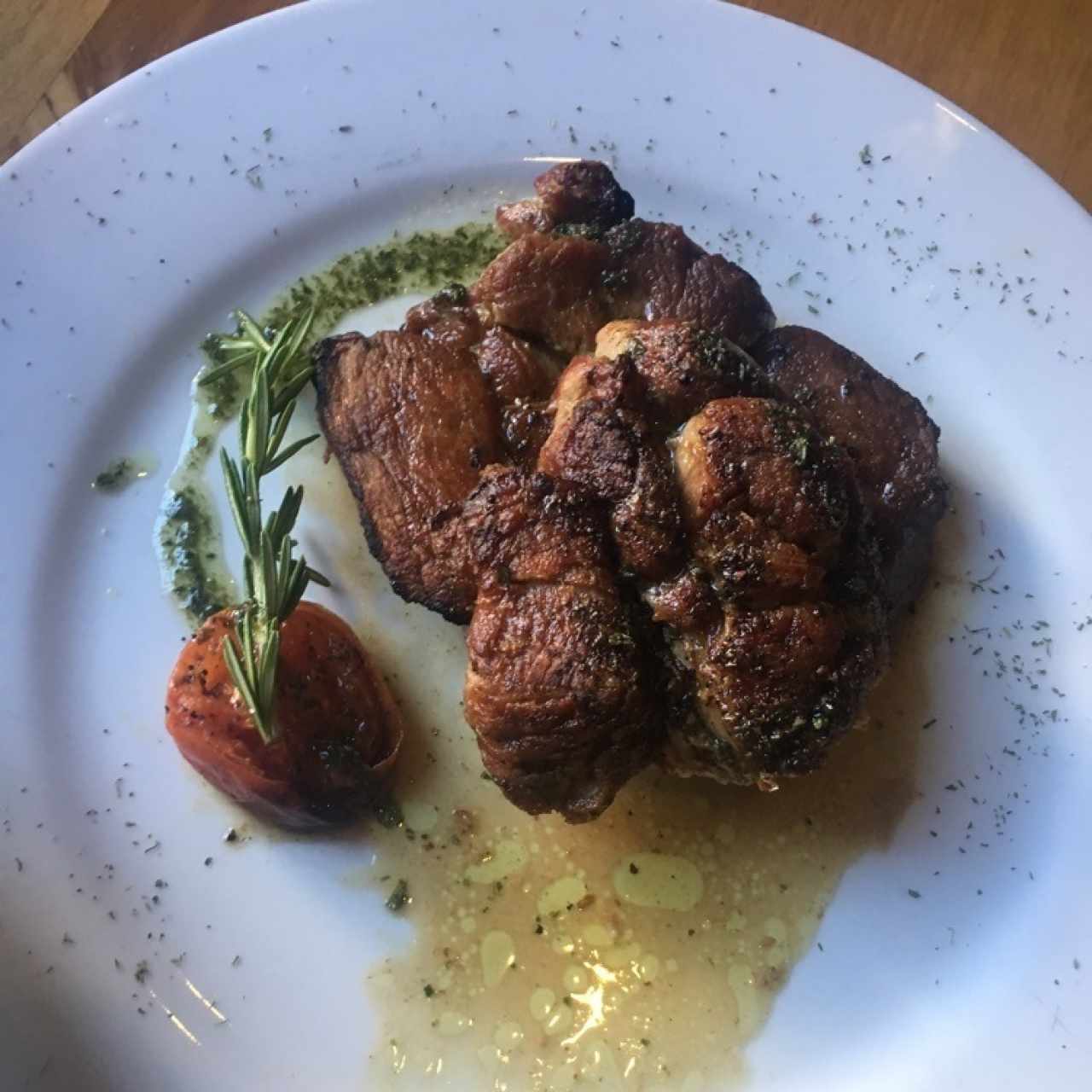 Bondiola de cerdo a las finas hierbas 