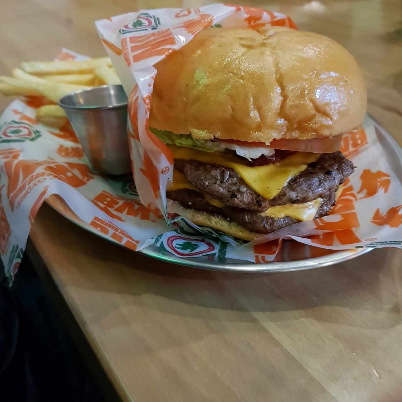 Hamburguesa La Monstruosa